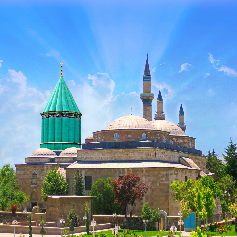 Konya’da Mevlana Müzesi ve Tarihi Mekanlar